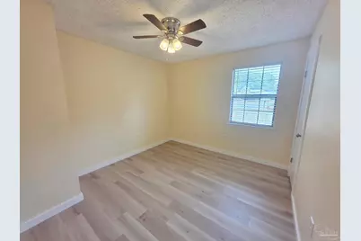215 Aza Pl, Crestview, FL 32539 - Photo 28