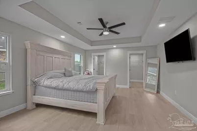 8709 Lamont Rd, Pensacola, FL 32526 - Photo 16