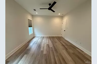 1109 E Leonard St, Pensacola, FL 32503 - Photo 8