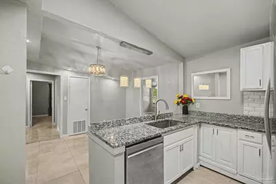 8625 Stockdale Ave, Pensacola, FL 32514 - Photo 16