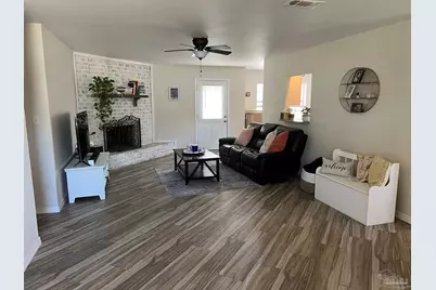 4207 Cherry Laurel Dr, Pensacola, FL 32504 - Photo 2