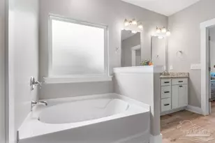 10992 Coues Dr, Pensacola, FL 32526 - Photo 10
