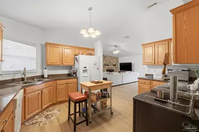 1524 Twin Pines Cir, Cantonment, FL 32533 - Photo 14