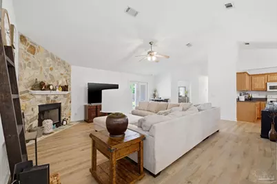 1524 Twin Pines Cir, Cantonment, FL 32533 - Photo 18