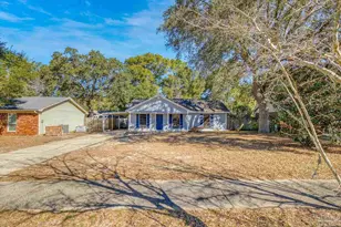 3936 Elmcrest Dr, Pensacola, FL 32504 - Photo 4