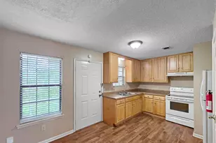 1011 N Dr Martin Luther King Jr Dr, Pensacola, FL 32501 - Photo 4