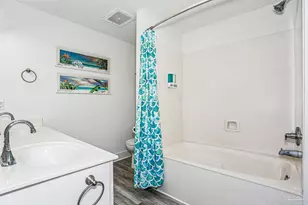 8575 Gulf Blvd, Navarre Beach, FL 32566 - Photo 16