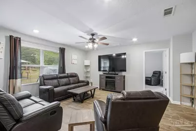 4656 Red Oak Dr, Milton, FL 32583 - Photo 4
