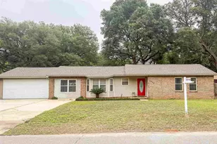 6446 Kennington Cir, Milton, FL 32570 - Photo 1