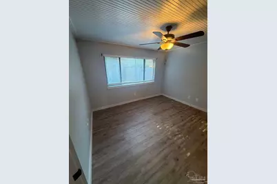 933 Scenic Hwy, Pensacola, FL 32503 - Photo 12