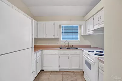 1613 Governors Dr, Pensacola, FL 32514 - Photo 10