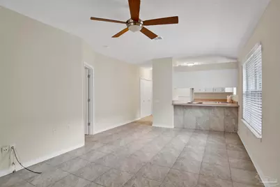 1613 Governors Dr, Pensacola, FL 32514 - Photo 4