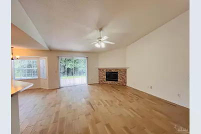 618 Ripsaw Ln, Pensacola, FL 32506 - Photo 4
