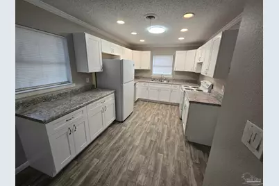 5733 Orange St, Milton, FL 32570 - Photo 32