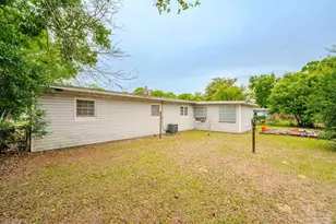 26 Adkinson Dr, Pensacola, FL 32506 - Photo 24
