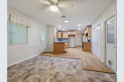 7390 Chesterfield Rd, Pensacola, FL 32506 - Photo 22