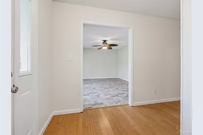 7390 Chesterfield Rd, Pensacola, FL 32506 - Photo 6