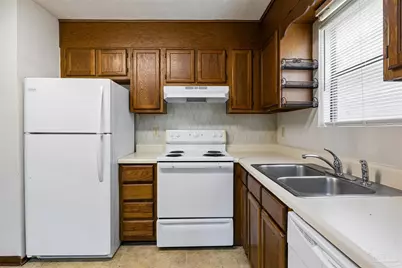 7223 Lago Vista Ct, Pensacola, FL 32506 - Photo 10