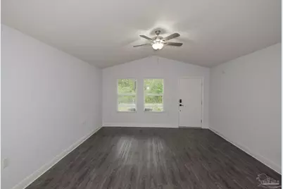 3304 Bonfire Dr, Milton, FL 32583 - Photo 6