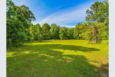 4940 Dawson Rd, Century, FL 32535 - Photo 10