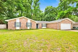 6548 Colonade Cir, Pensacola, FL 32506 - Photo 2