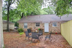 5185 Hilltop Dr, Milton, FL 32570 - Photo 14