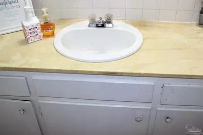 5185 Hilltop Dr, Milton, FL 32570 - Photo 18