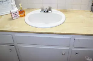 5185 Hilltop Dr, Milton, FL 32570 - Photo 18