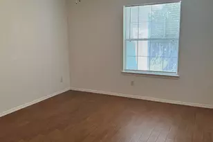 5602 W Shore Dr, Pensacola, FL 32526 - Photo 12