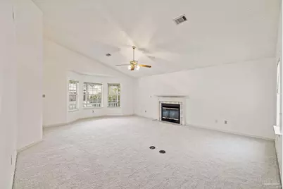 4202 Spanish Trail Pl, Pensacola, FL 32504 - Photo 6