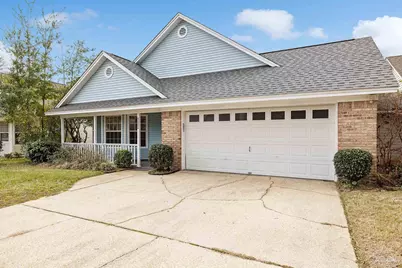 4202 Spanish Trail Pl, Pensacola, FL 32504 - Photo 2