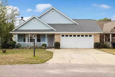 4202 Spanish Trail Pl, Pensacola, FL 32504 - Photo 1