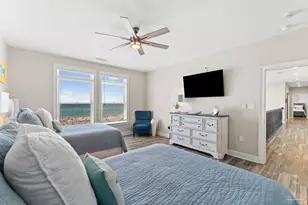 7439 Gulf Blvd, Navarre Beach, FL 32566 - Photo 24