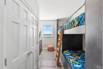 7439 Gulf Blvd, Navarre Beach, FL 32566 - Photo 26