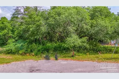 5600 Jamesville Ln, Pensacola, FL 32526 - Photo 2