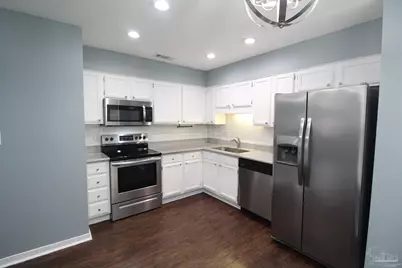 2709 Chicago Ct, Pensacola, FL 32526 - Photo 8