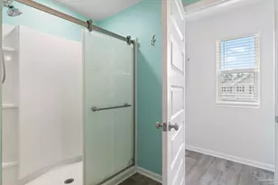 10609 Queens Gate Cir, Pensacola, FL 32506 - Photo 22