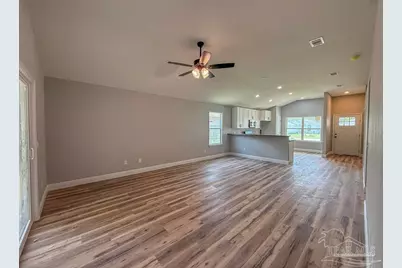 436 Hilburn Ln, Pensacola, FL 32504 - Photo 8