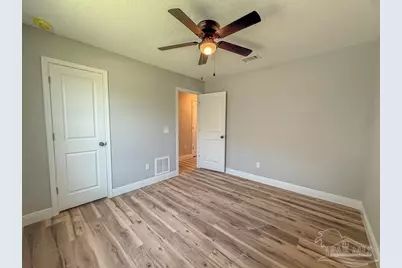 436 Hilburn Ln, Pensacola, FL 32504 - Photo 18