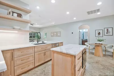 2106 Staff Dr, Cantonment, FL 32533 - Photo 10