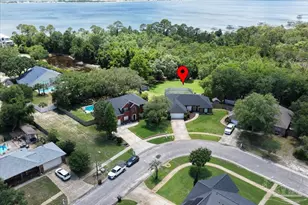 10035 Calle De Palencia, Navarre, FL 32566 - Photo 4