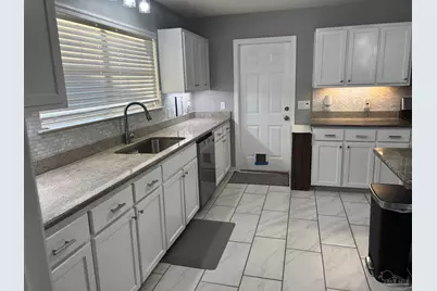 7353 Peterson Ln, Pensacola, FL 32506 - Photo 20