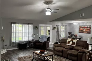 7353 Peterson Ln, Pensacola, FL 32506 - Photo 10