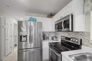 8436 Gulf Blvd, Navarre Beach, FL 32566 - Photo 20