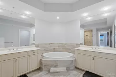 645 Lost Key Dr #303, Pensacola, FL 32507 - Photo 14