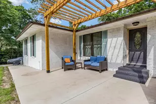 6257 Spanish Oak Ct, Pensacola, FL 32526 - Photo 4