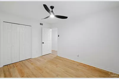 1137 Great Oaks Ct, Gulf Breeze, FL 32563 - Photo 18