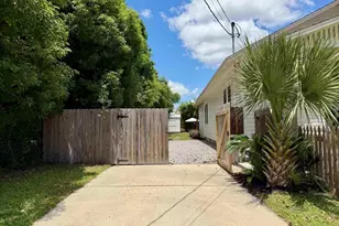 1012 E Strong St, Pensacola, FL 32501 - Photo 10