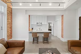 17 S Palafox Pl, Pensacola, FL 32502 - Photo 10