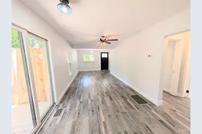 4917 Hickory Shores Blvd, Gulf Breeze, FL 32563 - Photo 6